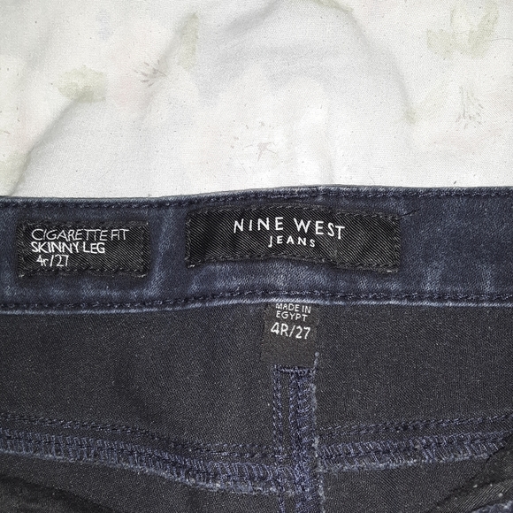 Cutoff denim shorts - Picture 4 of 4